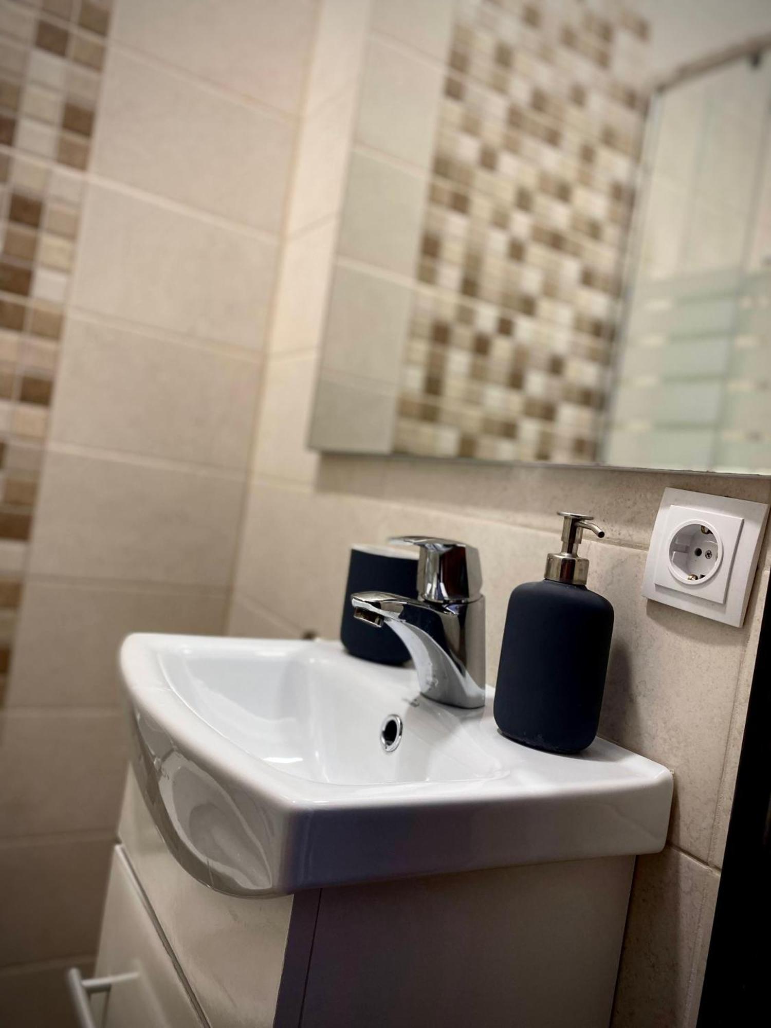 Ada'S Luxury Apartament&Studio - Old City Brašov Exteriér fotografie