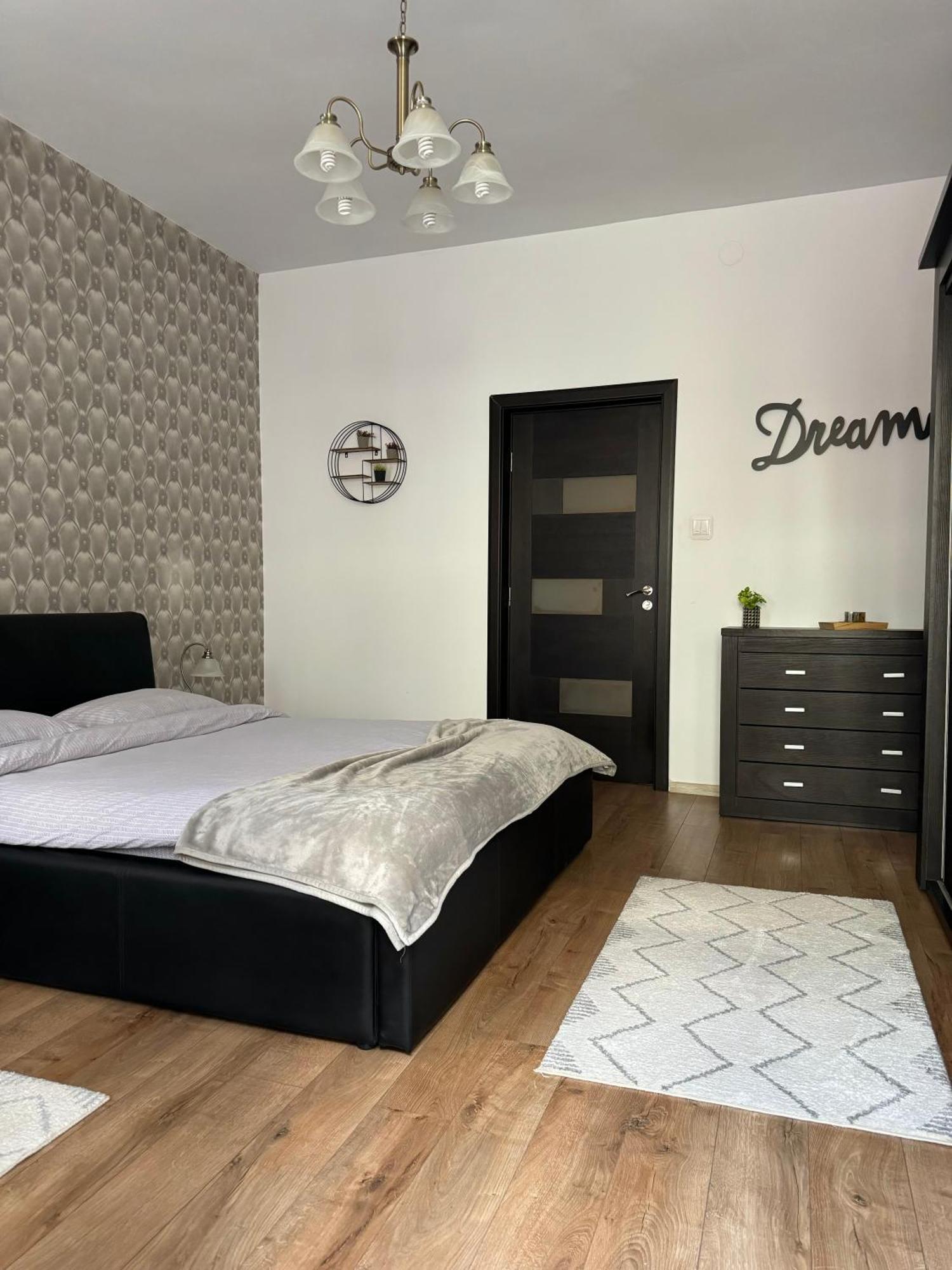 Ada'S Luxury Apartament&Studio - Old City Brašov Exteriér fotografie